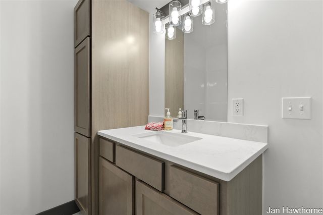 403 W Mill Street, Hastings, MI 49058