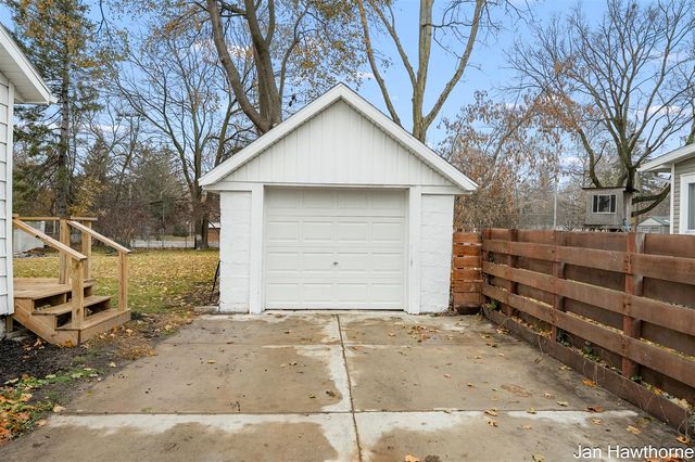 403 W Mill Street, Hastings, MI 49058