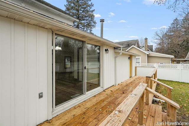 403 W Mill Street, Hastings, MI 49058