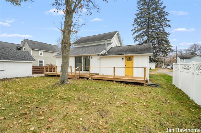 403 W Mill Street, Hastings, MI 49058