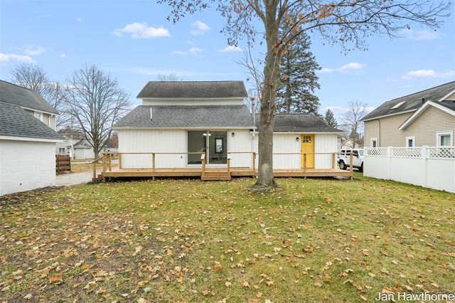 403 W Mill Street, Hastings, MI 49058