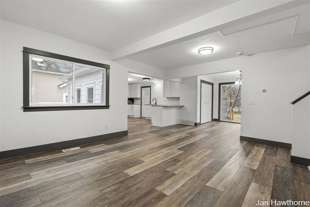 403 W Mill Street, Hastings, MI 49058