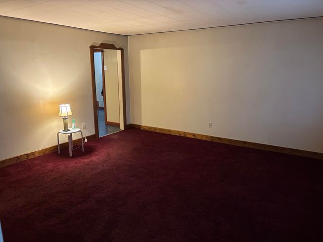 709 Governor Road, Valparaiso, IN 46385