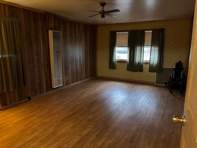 709 Governor Road, Valparaiso, IN 46385