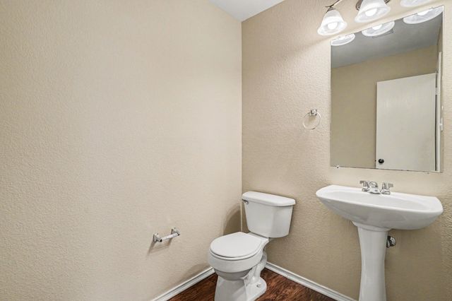 1518 Sturgeon Trail, Krum, TX 76249