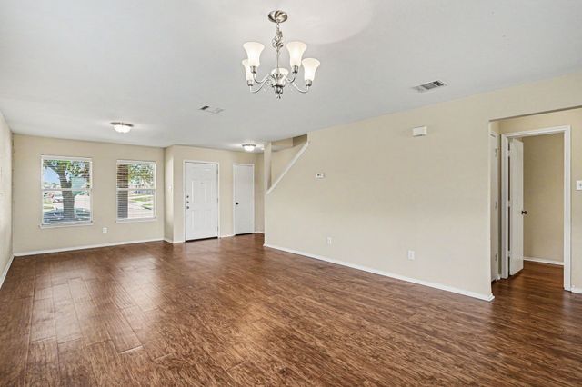 1518 Sturgeon Trail, Krum, TX 76249