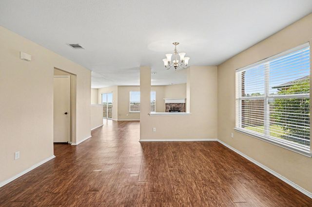 1518 Sturgeon Trail, Krum, TX 76249