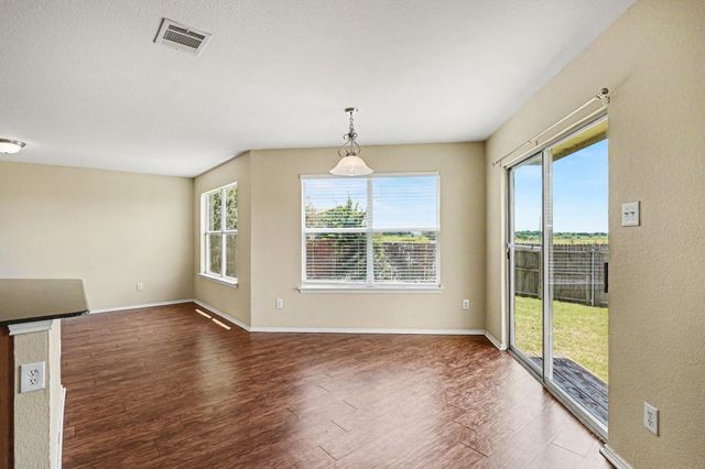 1518 Sturgeon Trail, Krum, TX 76249