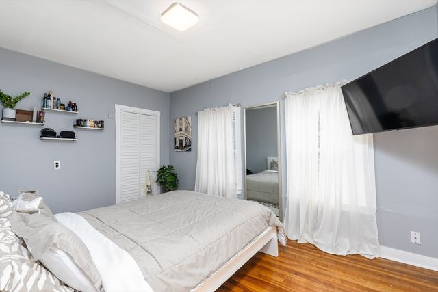 34 Grove St, Lynn, MA 01905