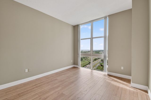 550 Okeechobee Boulevard Mph-07, West Palm Beach, FL 33401