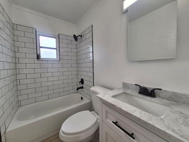 1726 W CHESTNUT STREET A, Tampa, FL 33607