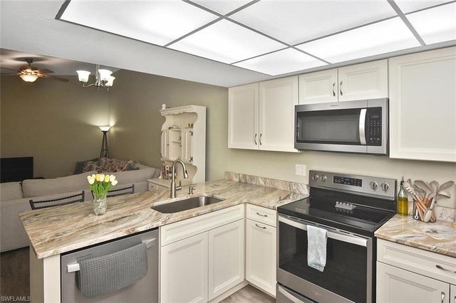 15536 Crystal Lake DR, North Fort Myers, FL 33917