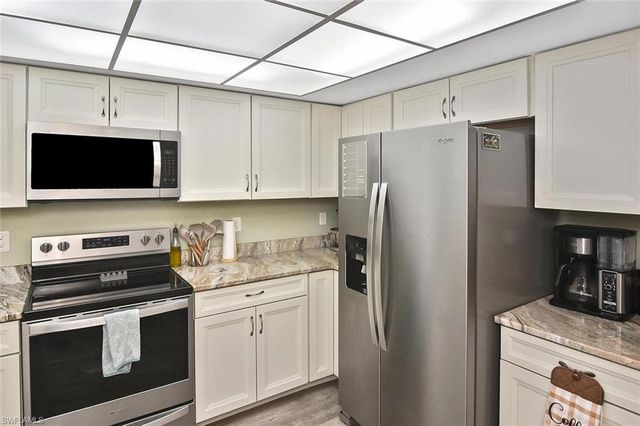 15536 Crystal Lake DR, North Fort Myers, FL 33917