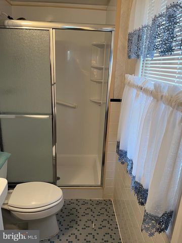 212 S MARMIC DR, Southampton, PA 18966