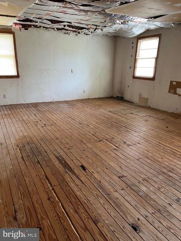 212 S MARMIC DR, Southampton, PA 18966