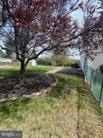 212 S MARMIC DR, Southampton, PA 18966