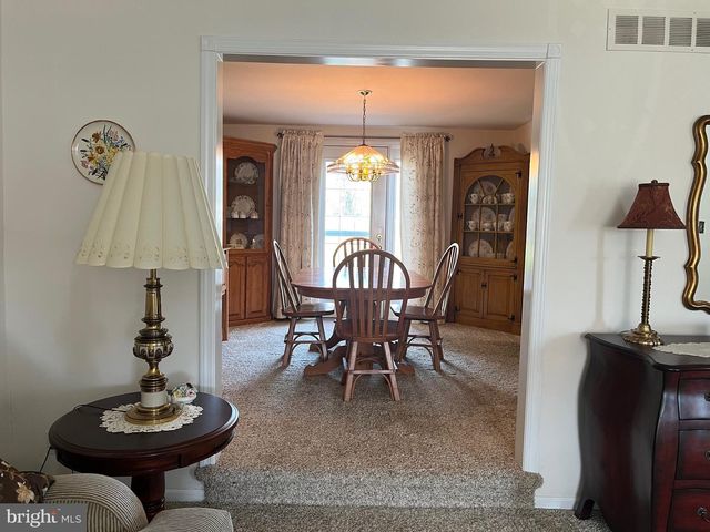 212 S MARMIC DR, Southampton, PA 18966