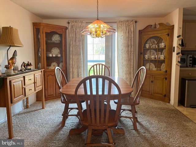 212 S MARMIC DR, Southampton, PA 18966