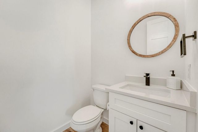 208 Ulupau CIR, Bastrop, TX 78602