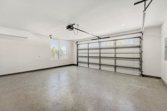 208 Ulupau CIR, Bastrop, TX 78602