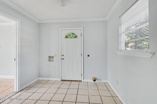 101 Park Row Avenue, Long Beach, MS 39560