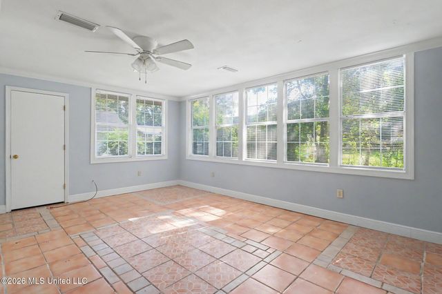 101 Park Row Avenue, Long Beach, MS 39560