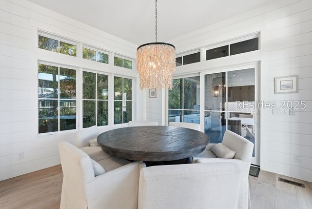 3 Driftwood Ln, Hilton Head Island, SC 29928