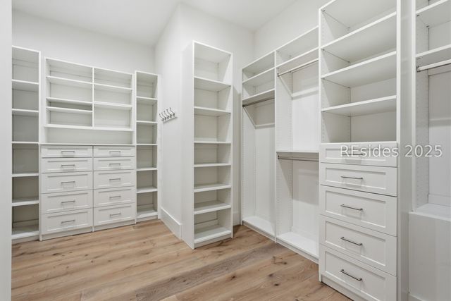 3 Driftwood Ln, Hilton Head Island, SC 29928