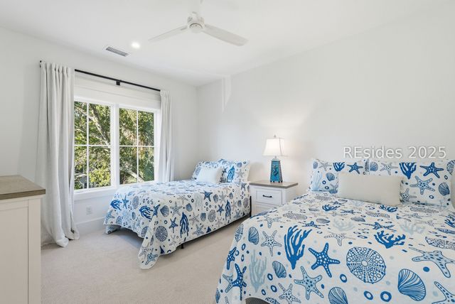 3 Driftwood Ln, Hilton Head Island, SC 29928