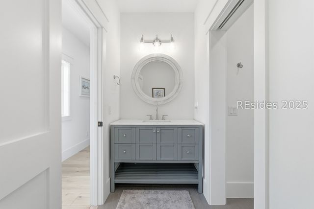 3 Driftwood Ln, Hilton Head Island, SC 29928