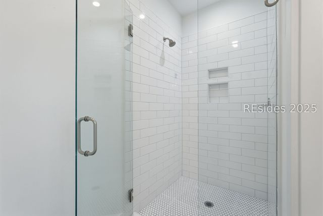 3 Driftwood Ln, Hilton Head Island, SC 29928