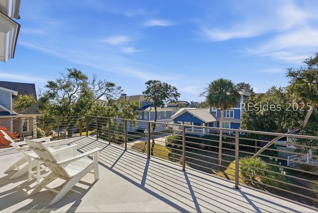 3 Driftwood Ln, Hilton Head Island, SC 29928