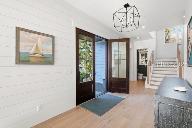 3 Driftwood Ln, Hilton Head Island, SC 29928