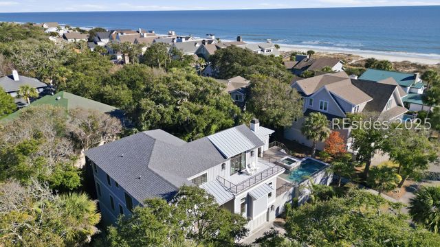 3 Driftwood Ln, Hilton Head Island, SC 29928