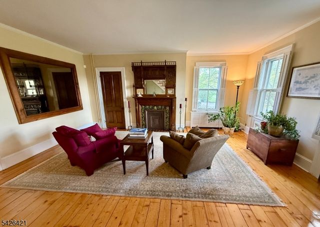286 Harlingen Rd, Montgomery Twp., NJ 08502