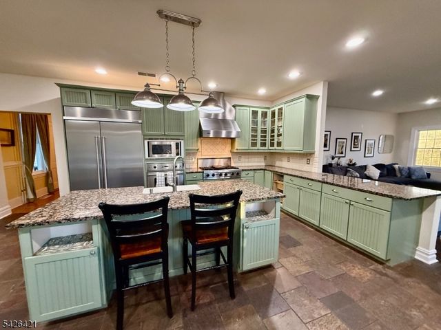 286 Harlingen Rd, Montgomery Twp., NJ 08502