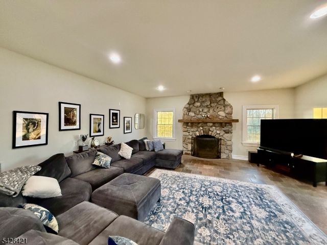 286 Harlingen Rd, Montgomery Twp., NJ 08502