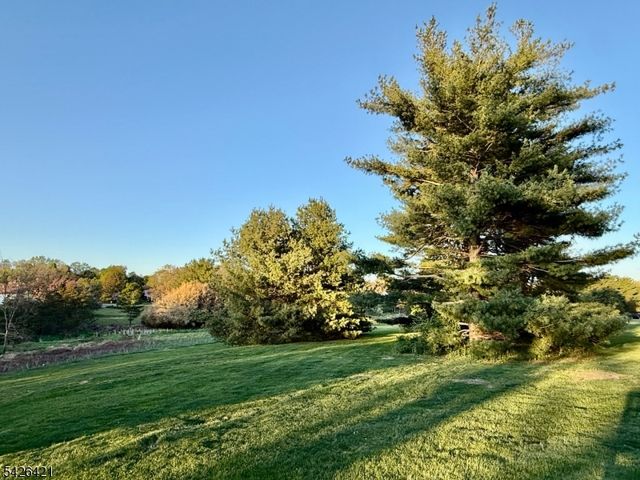 286 Harlingen Rd, Montgomery Twp., NJ 08502