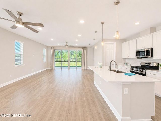 41 SEASONS Court, St. Augustine, FL 32092