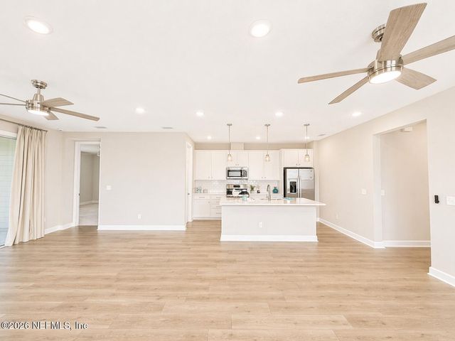 41 SEASONS Court, St. Augustine, FL 32092