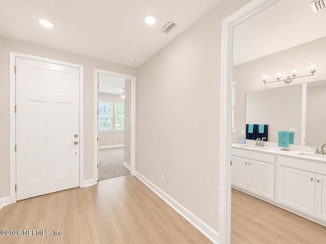 41 SEASONS Court, St. Augustine, FL 32092