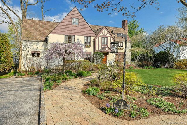 23 Forbes Boulevard, Eastchester, NY 10709