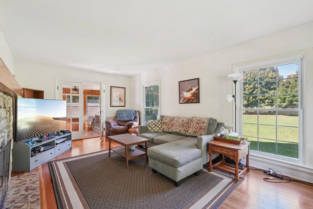 4885 S Racine AVENUE, New Berlin, WI 53146