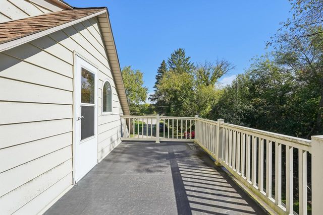 4885 S Racine AVENUE, New Berlin, WI 53146