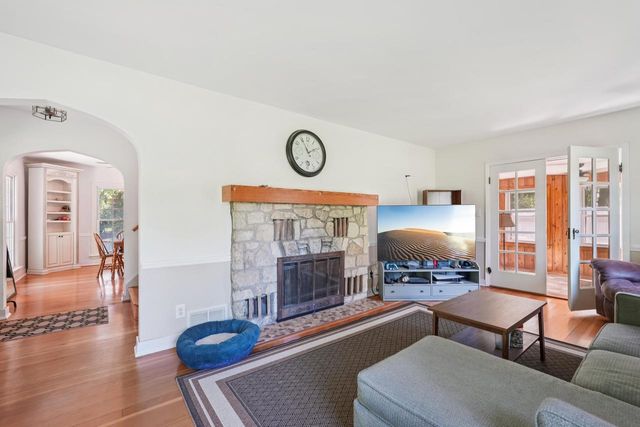 4885 S Racine AVENUE, New Berlin, WI 53146