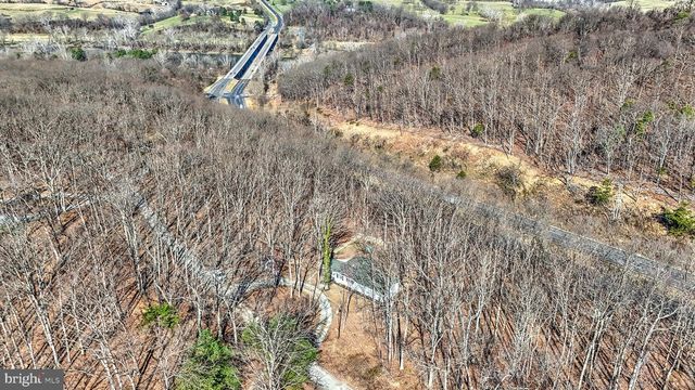 138 ROSS LN, Bluemont, VA 20135