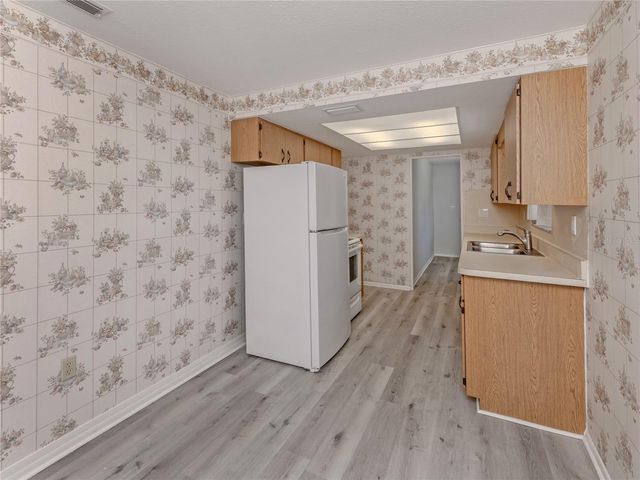320 PAVONIA ROAD, Nokomis, FL 34275