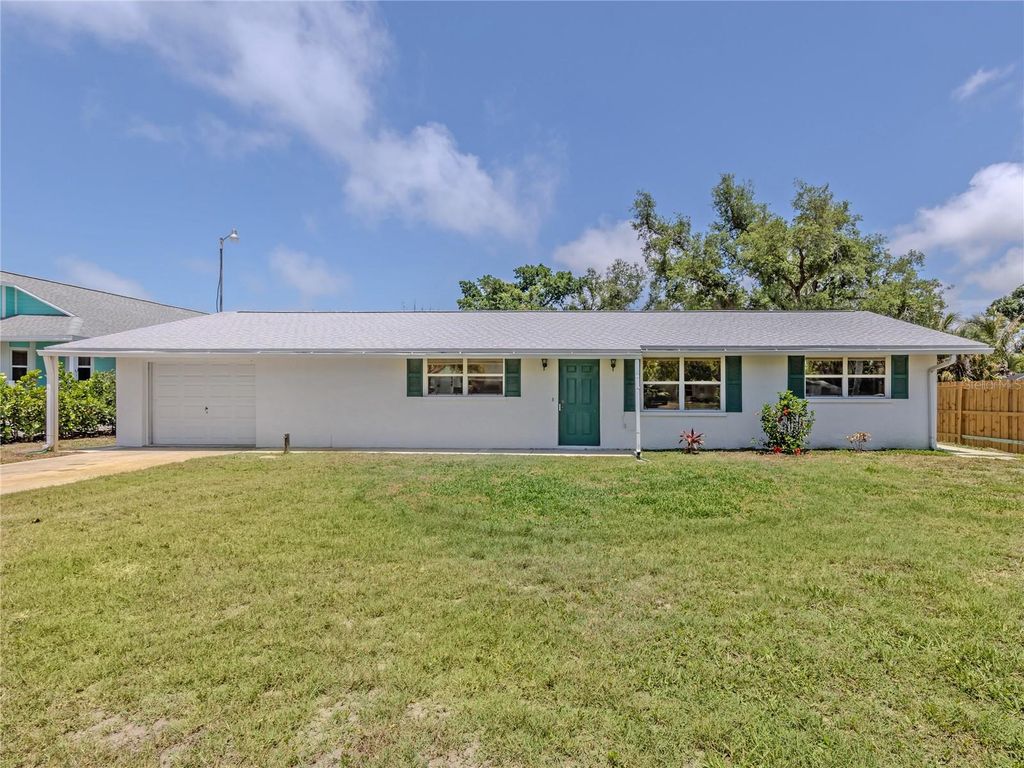 320 PAVONIA ROAD, Nokomis, FL 34275
