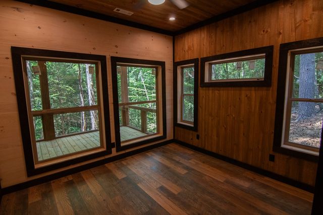1990 Big Creek, Blue Ridge, GA 30522