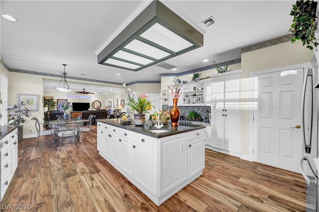 1645 Stonehill Road, Las Vegas, NV 89156